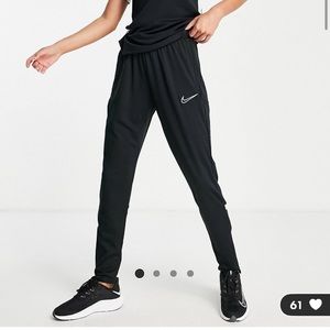 NWT: Nike Size Medium: Soccer Academy Dri-Fit pants in black with white logo